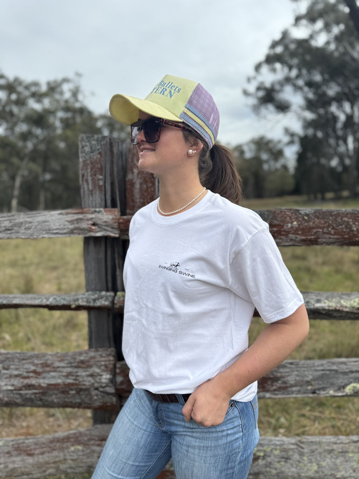 Minimalistic SS chest-back logo